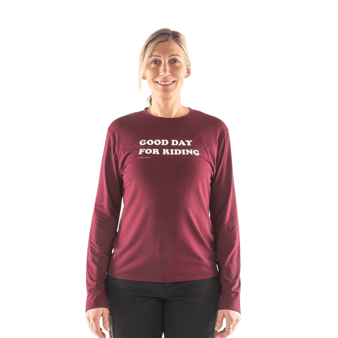 Chromag Women's Hunt Long Sleeve Tech Tee Good Day Windsor / S Apparel - Clothing - Women's Jerseys - Technical T-Shirts