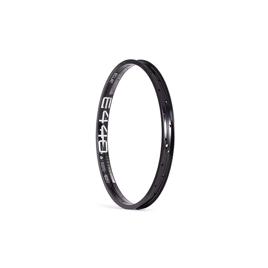 Eclat E440 Black Rims