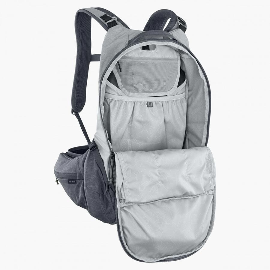 EVOC Trail Pro 16 Protector Backpacks