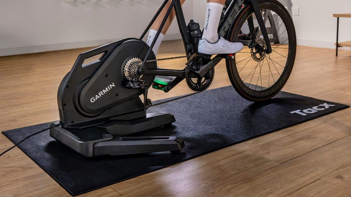 Garmin Tacx Nēra Smart Trainer with 11sp Cassette - REALISTIC, COMFORTABLE RIDE