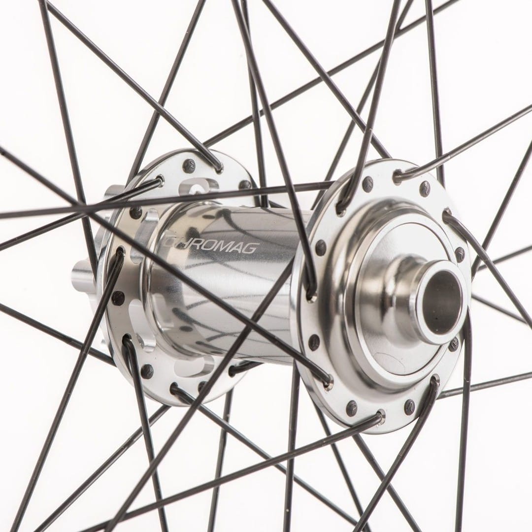 Chromag Wheel BA30 V2 29 Front Non-Torque- Silver - R6 hub up close