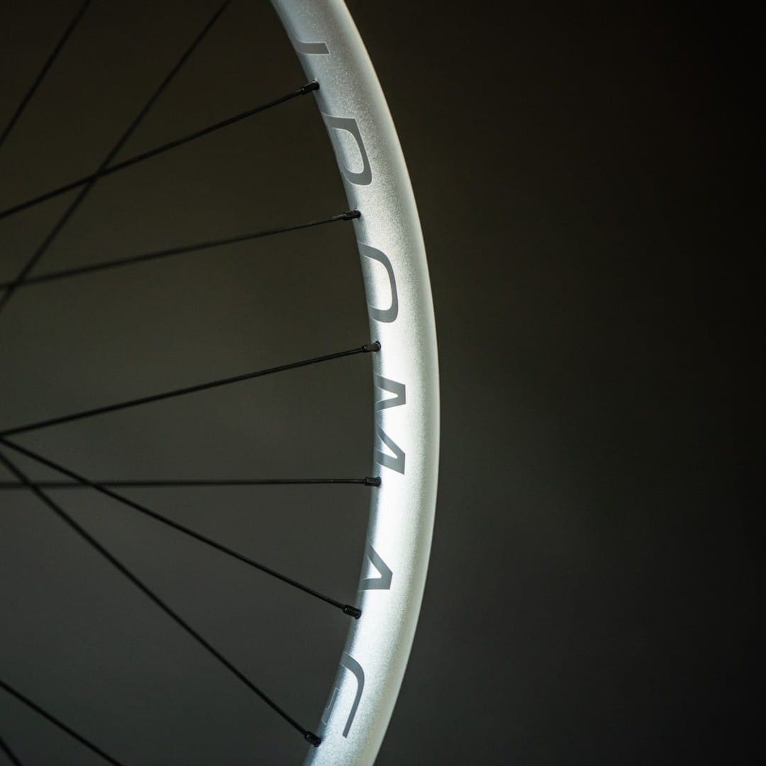 Chromag Wheel BA30 V2 29 Front Non-Torque- Silver - Reinforced bead profile