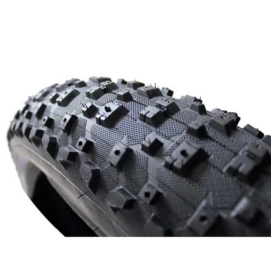 Snowshoe XL Studded Vee Rubber, Snowshoe XL Studded, Tire, 26''x4.80, Folding, Clincher, Silica, 120TPI, Black Winter Tires